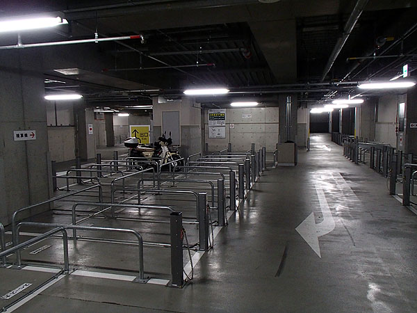 バイク用の駐輪スペース